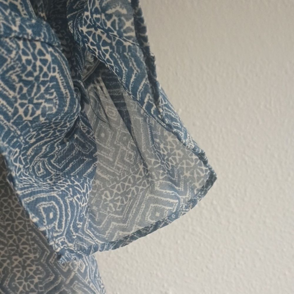 Lucky Brand Blue And White Women's Size M Blouse Cottagecore Top Off Shoulder - Picture 2 of 10